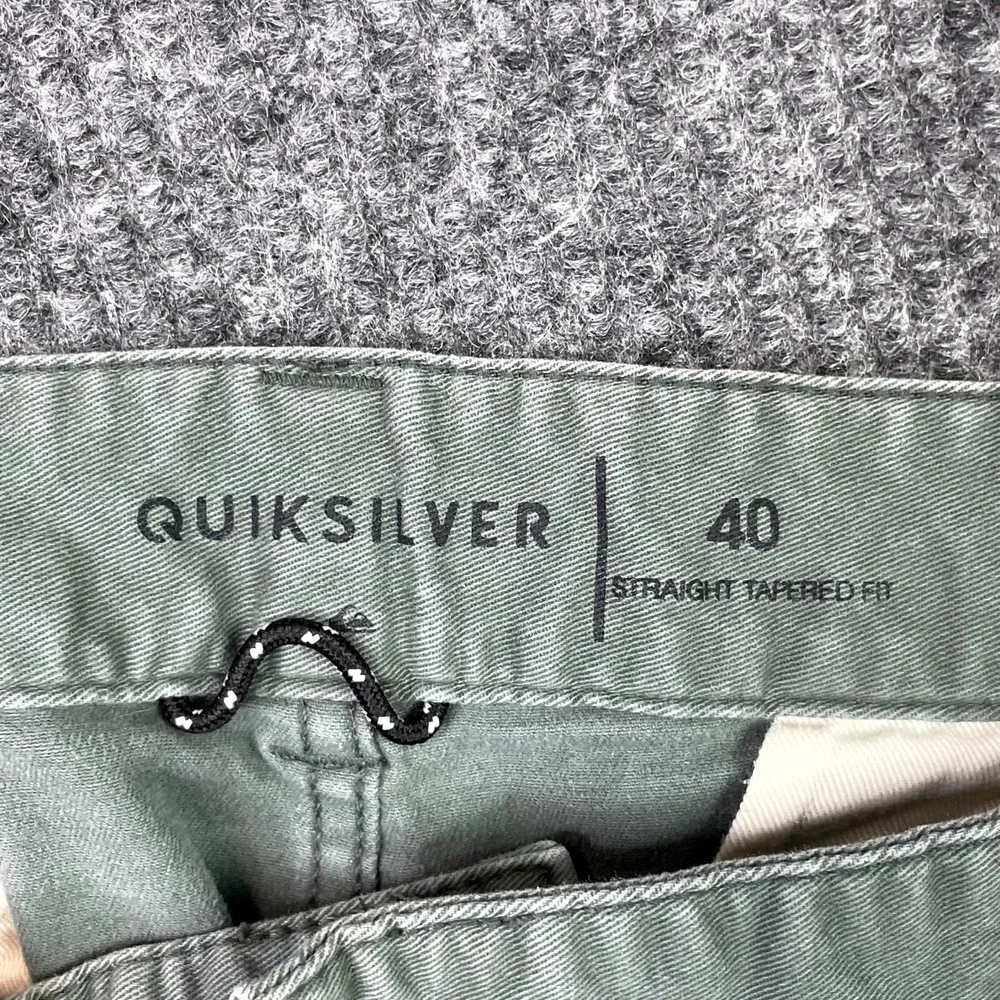 Quiksilver Straight Tapered Chino Pants Mens 39x24* Green Everyday Wear Skate